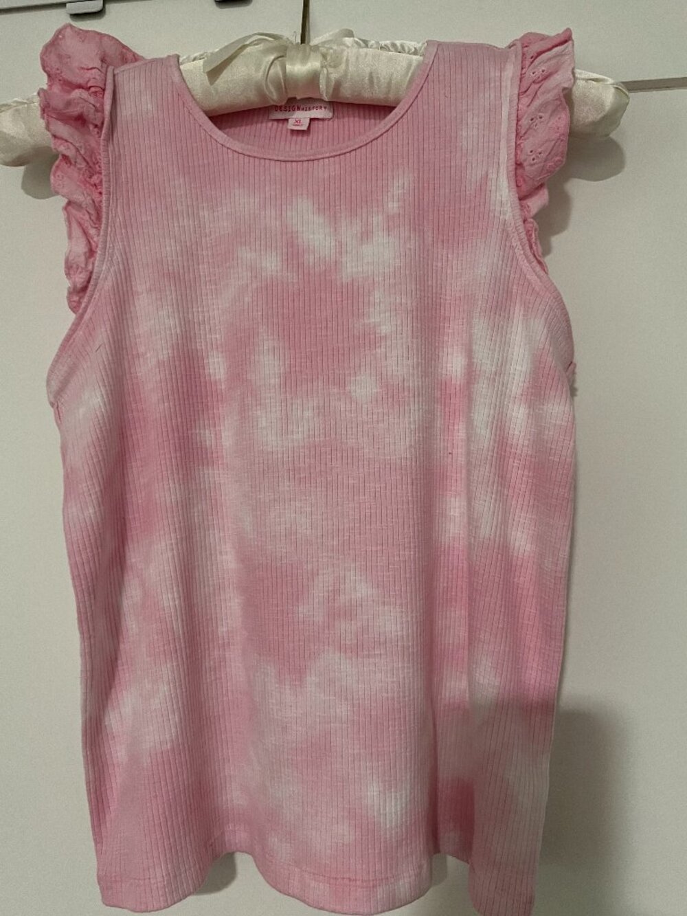 Design History Girls' Tie-Dye Ruffle Tank, Pink/White, Size: XL, Great Condition